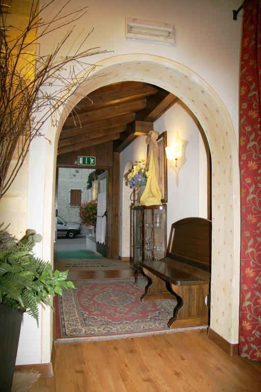 Albergo Garni Cavento Pinzolo Eksteriør billede