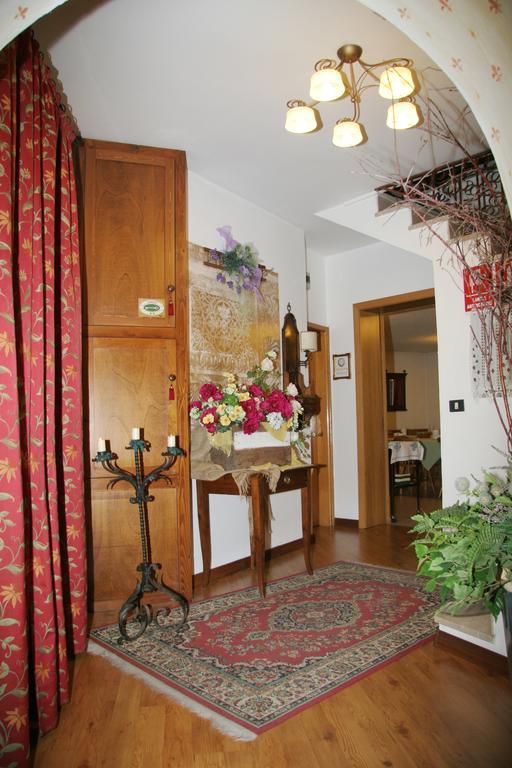 Albergo Garni Cavento Pinzolo Eksteriør billede
