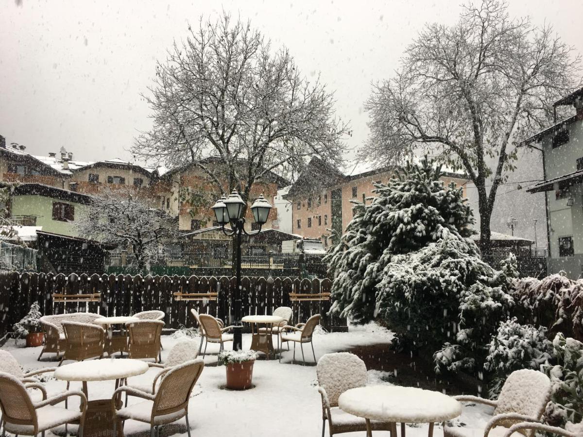 Albergo Garni Cavento Pinzolo Eksteriør billede
